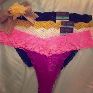 Set of 4 Small Panties